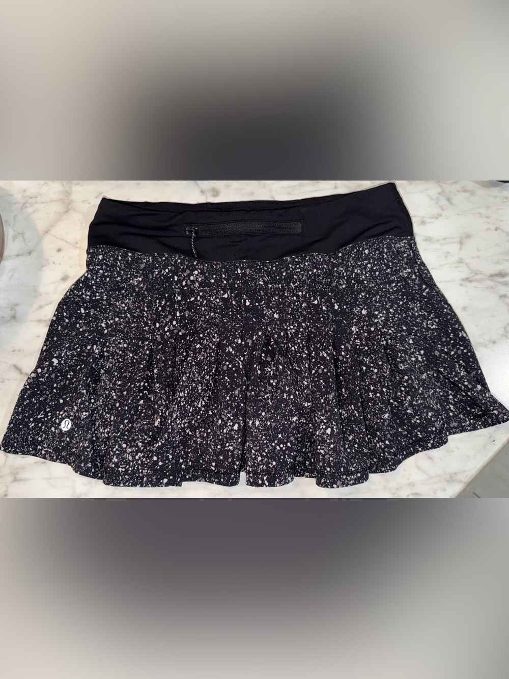 Lululemon Circuit Breaker Skirt in Black/White Splatter! Size 4! - Picture 2 of 5